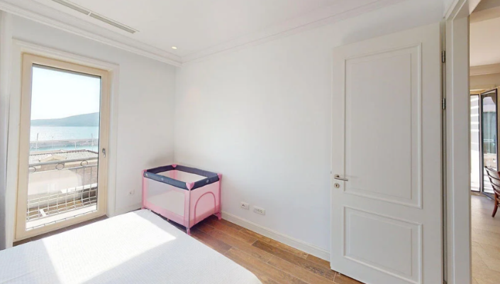 Image No.4-4 Bed Apartment for sale