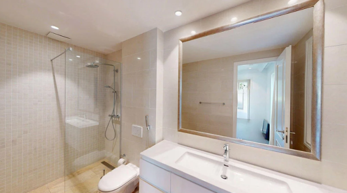 Image No.12-4 Bed Apartment for sale