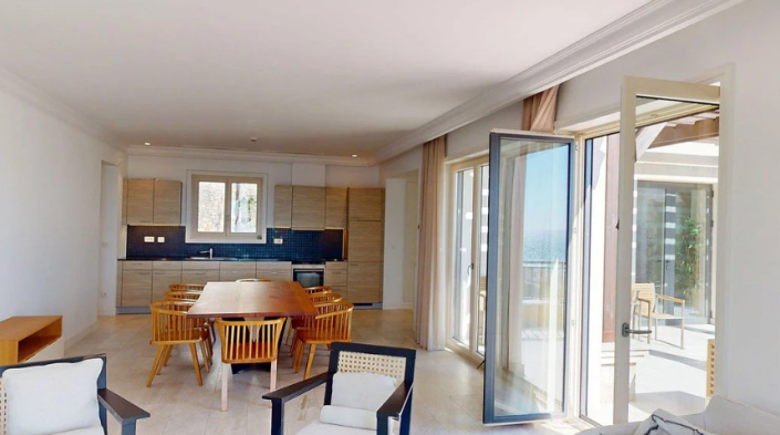 Image No.24-4 Bed Apartment for sale