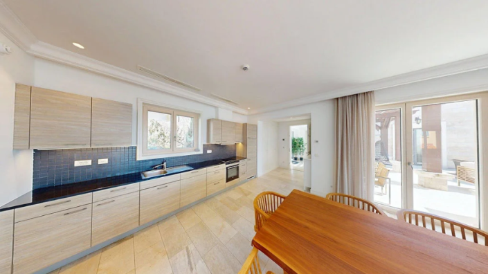 Image No.27-4 Bed Apartment for sale