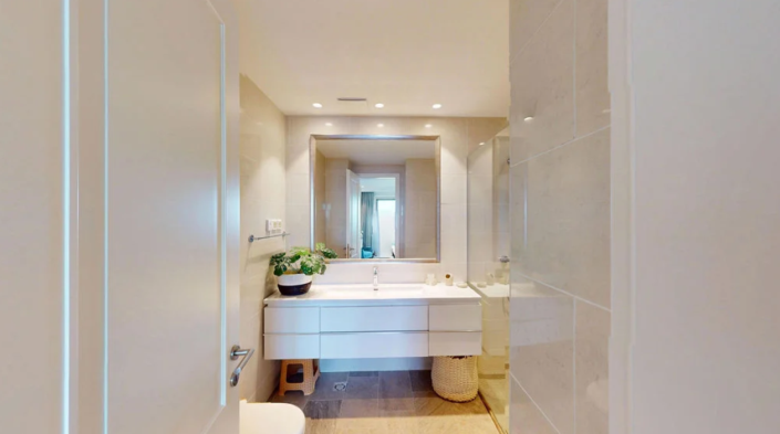 Image No.13-3 Bed Apartment for sale