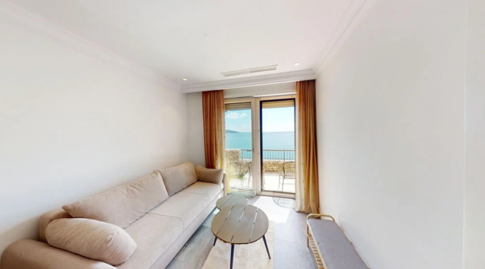 Image No.18-3 Bed Apartment for sale