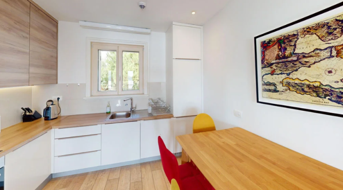 Image No.5-Studio for sale