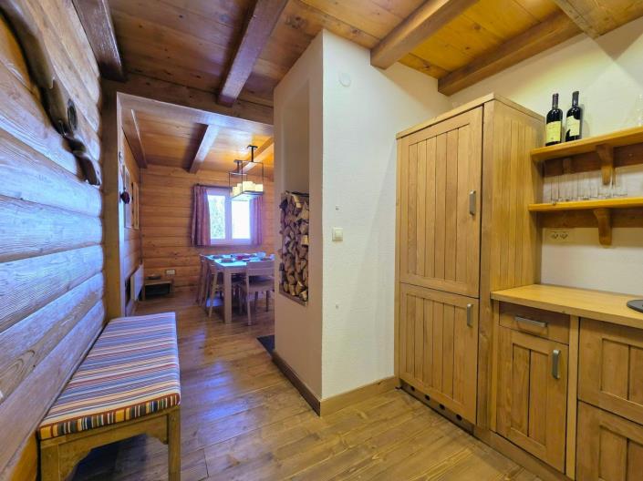 Image No.8-4 Bed Chalet for sale