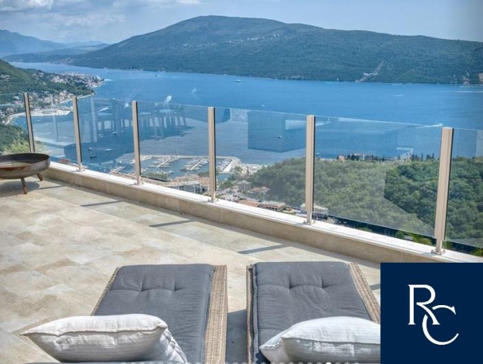 Image No.9-4 Bed Villa for sale