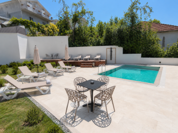 Pool-area
