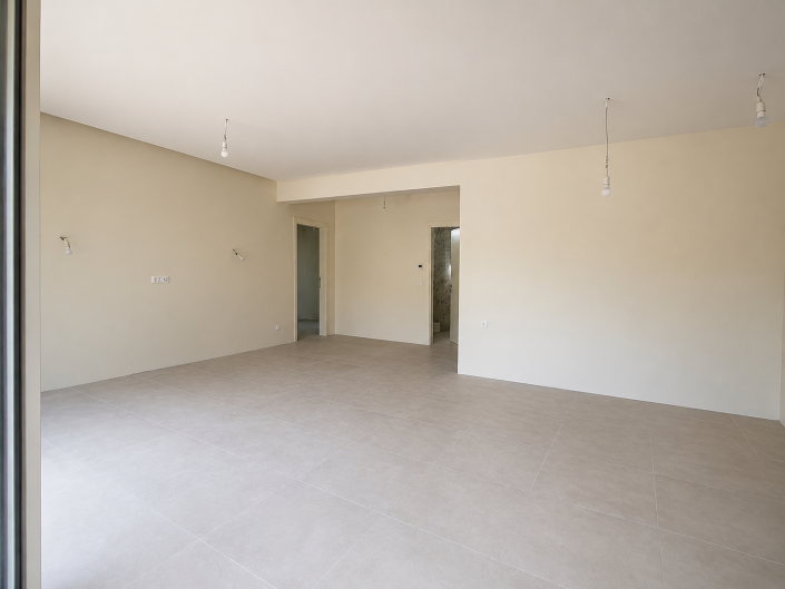 Image No.20-6 Bed House for sale