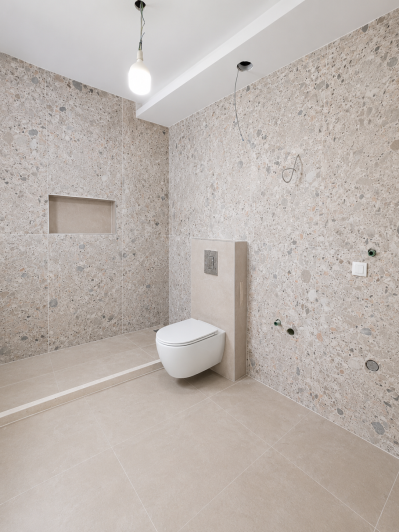 Image No.23-6 Bed House for sale