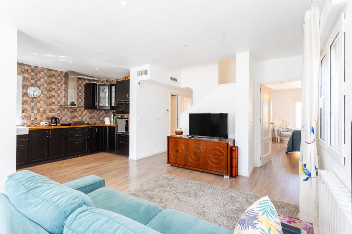 Image No.11-4 Bed Villa for sale