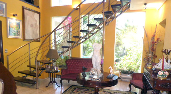 Image No.3-4 Bed Villa for sale