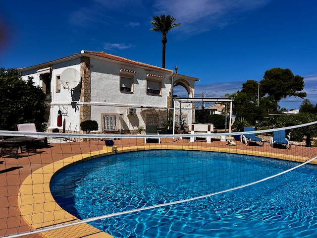 Image No.1-Villa de 6 chambres à vendre à Denia