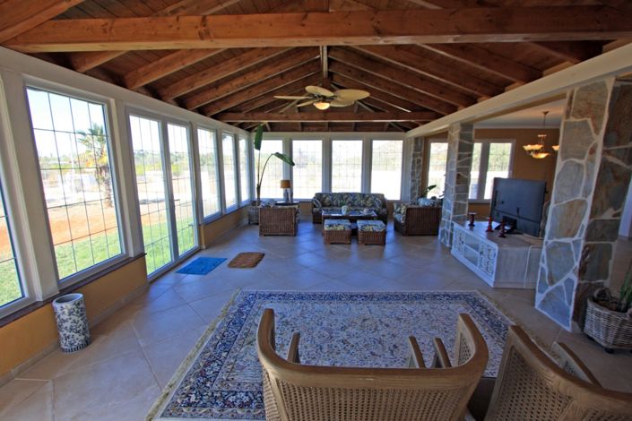 Image No.8-6 Bed Villa for sale