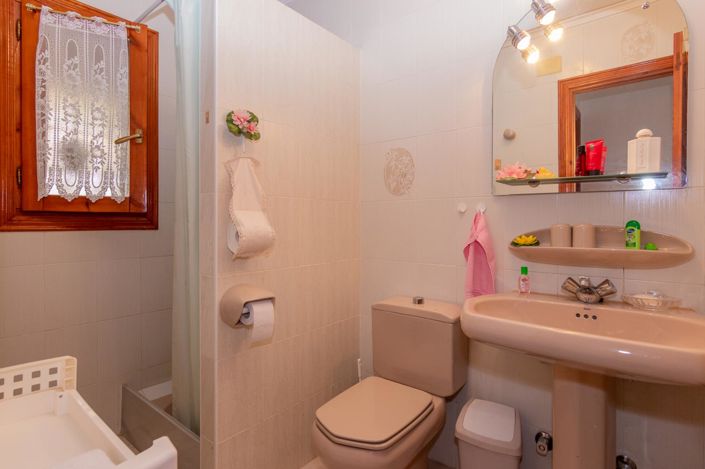 Image No.20-4 Bed Villa for sale