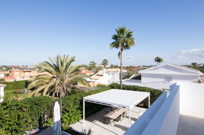 Image No.37-4 Bed Villa for sale