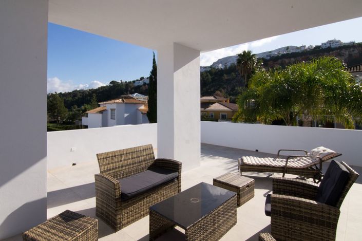 Image No.8-4 Bed Villa for sale