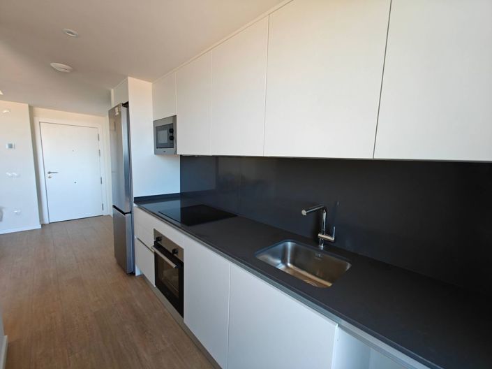 Image No.8-2 Bed Apartment for sale