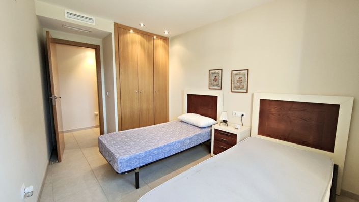 Image No.14-3 Bed Apartment for sale