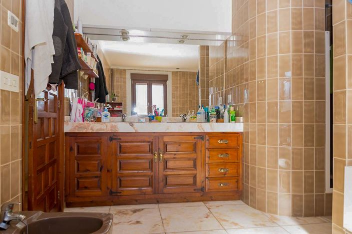 Image No.24-4 Bed Villa for sale