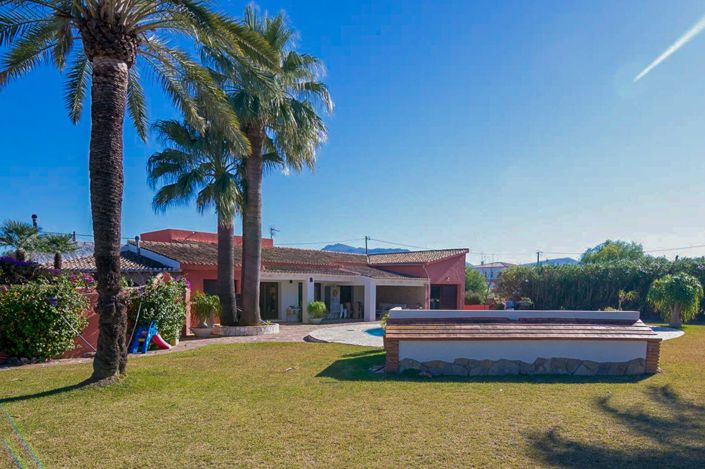 Image No.26-4 Bed Villa for sale