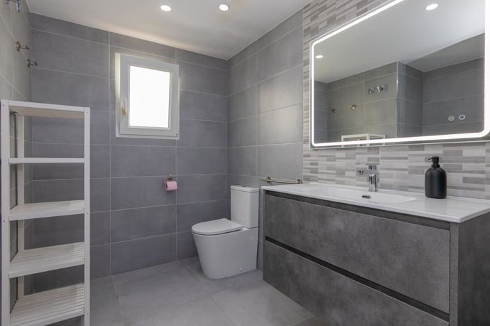 Image No.13-4 Bed Apartment for sale