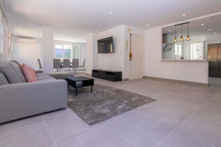 Image No.2-4 Bed Apartment for sale