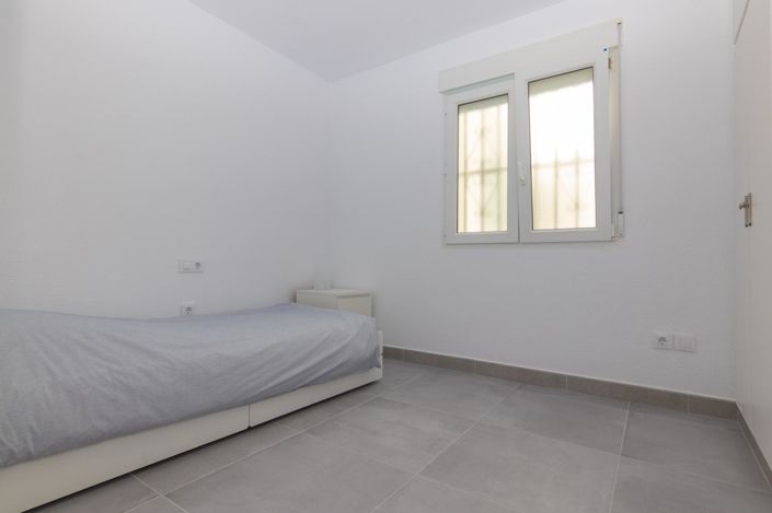 Image No.22-4 Bed Apartment for sale