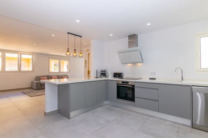 Image No.3-4 Bed Apartment for sale