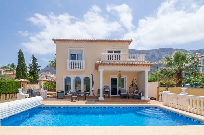 Image No.1-Villa de 4 chambres à vendre à Denia