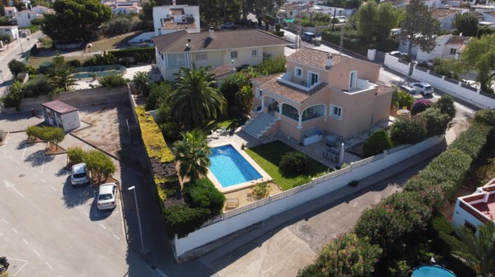 Image No.2-3 Bed Villa for sale