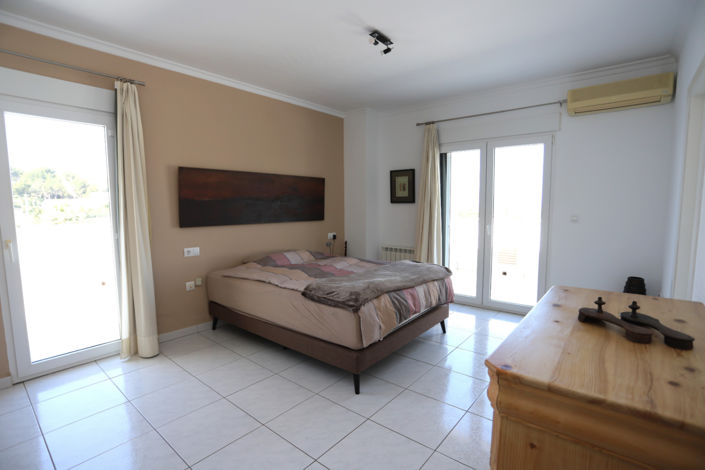 Image No.32-3 Bed Villa for sale