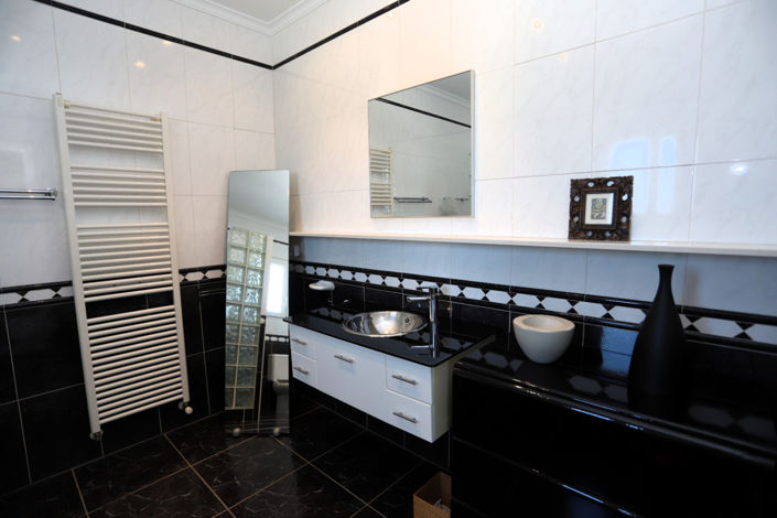 Image No.37-3 Bed Villa for sale