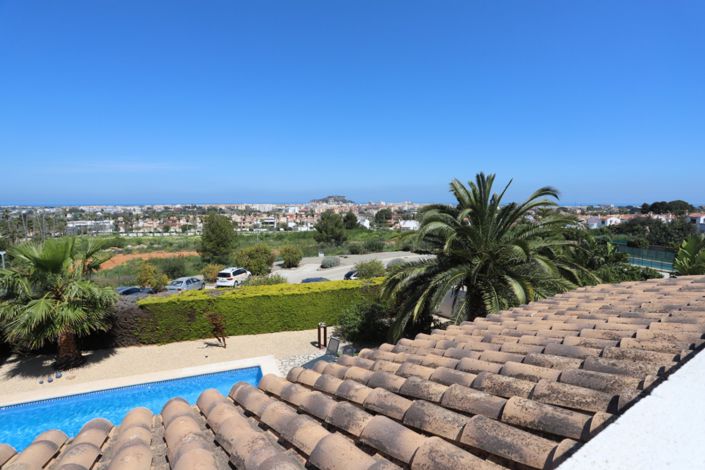 Image No.41-3 Bed Villa for sale