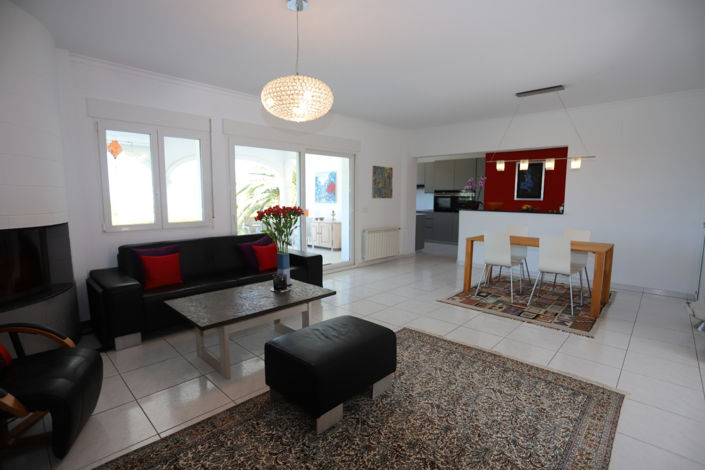 Image No.10-3 Bed Villa for sale