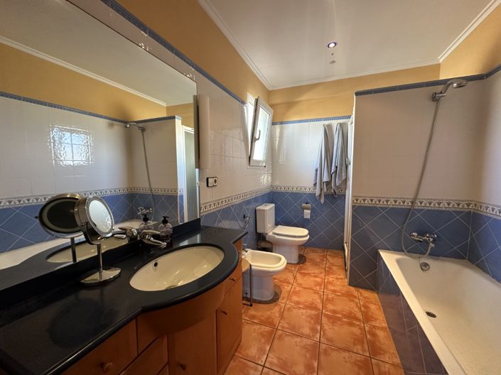 Image No.14-3 Bed Penthouse for sale