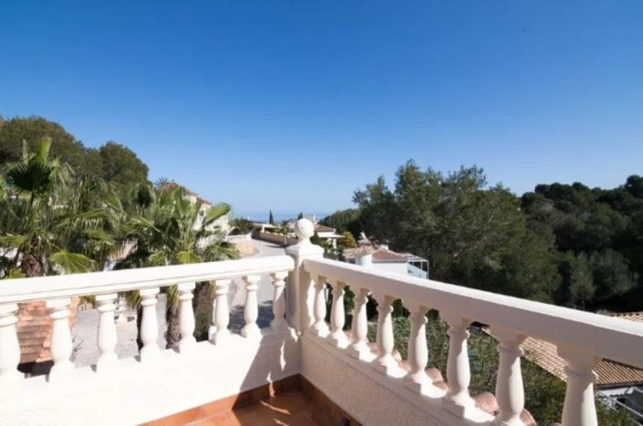 Image No.1-2 Bed Villa for sale
