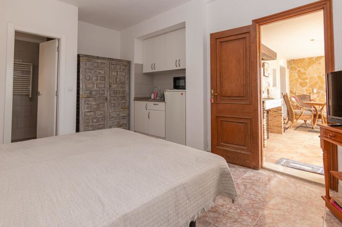 Image No.28-4 Bed Villa for sale