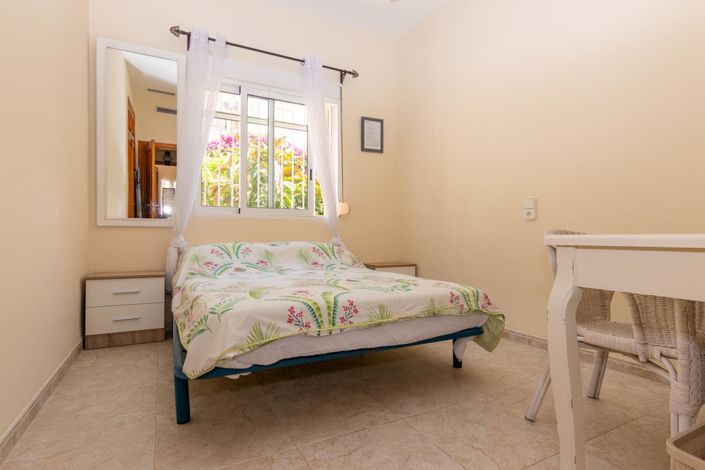 Image No.17-5 Bed Villa for sale