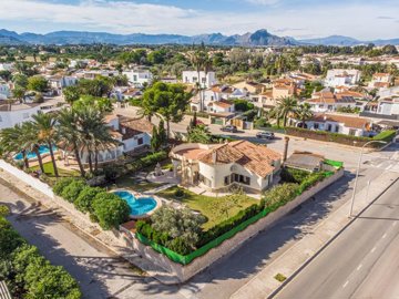 chalet-individual-las-marinas-denia