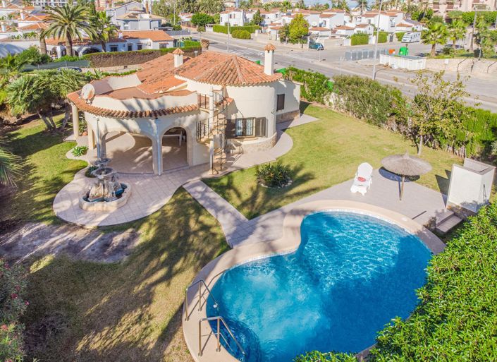 Image No.29-2 Bed Villa for sale