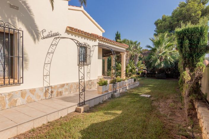 Image No.33-2 Bed Villa for sale