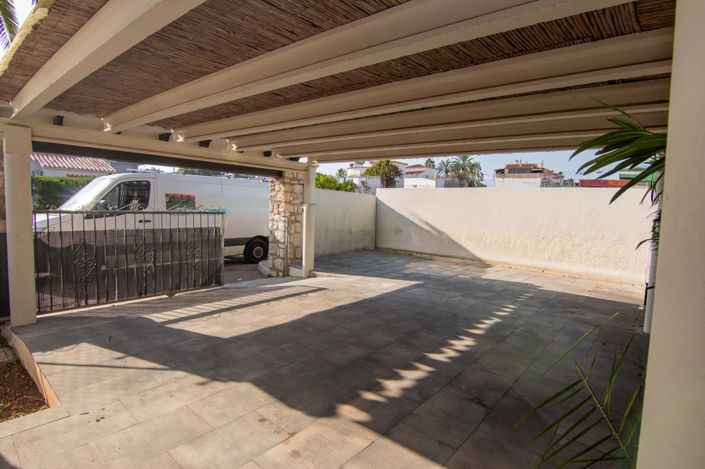 Image No.36-2 Bed Villa for sale