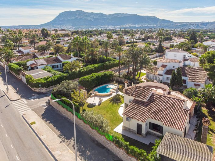 Image No.40-2 Bed Villa for sale