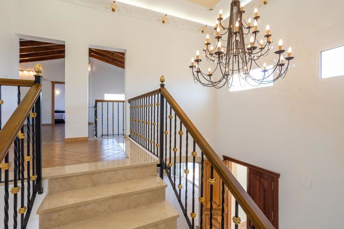 Image No.27-4 Bed Villa for sale