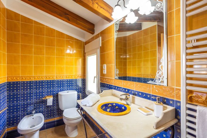 Image No.35-4 Bed Villa for sale