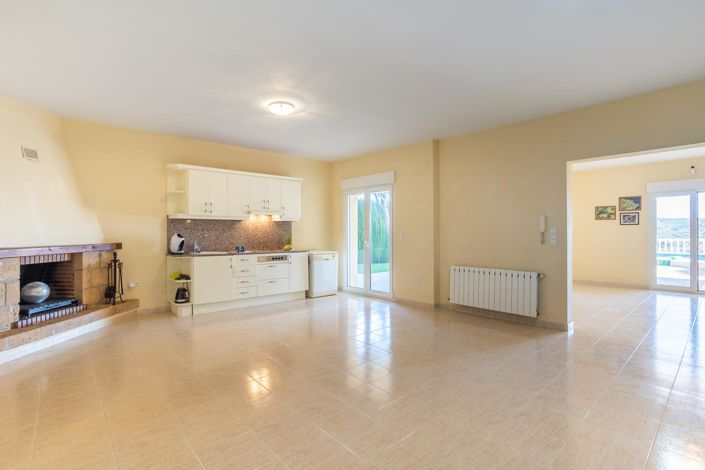 Image No.38-4 Bed Villa for sale