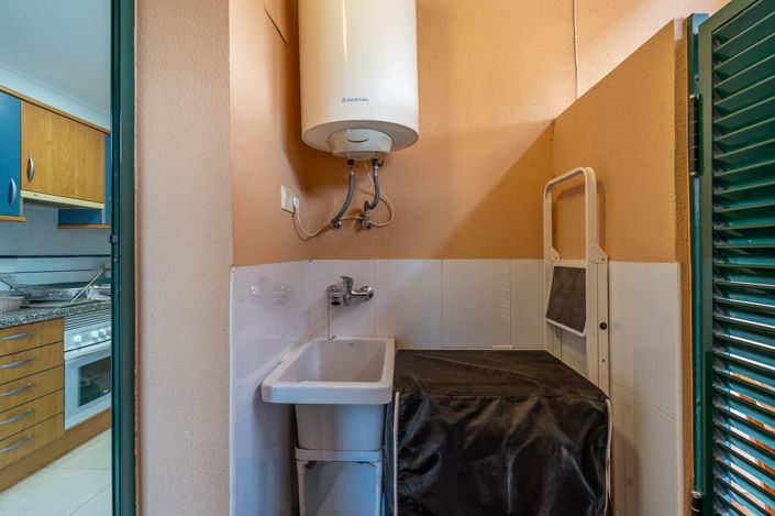 Image No.24-3 Bed Apartment for sale