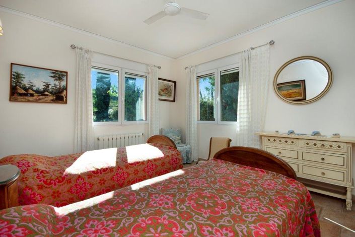 Image No.17-4 Bed Finca for sale