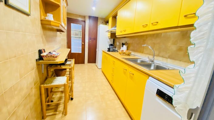 Image No.9-2 Bed Apartment for sale