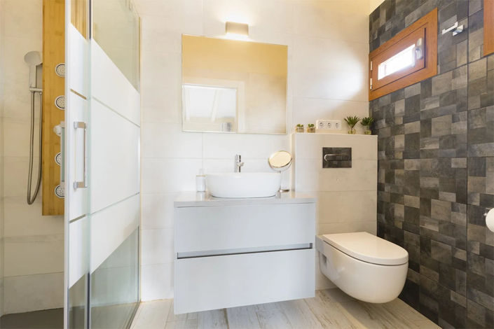 Image No.21-12 Bed Villa for sale