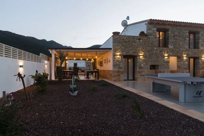 Image No.33-12 Bed Villa for sale